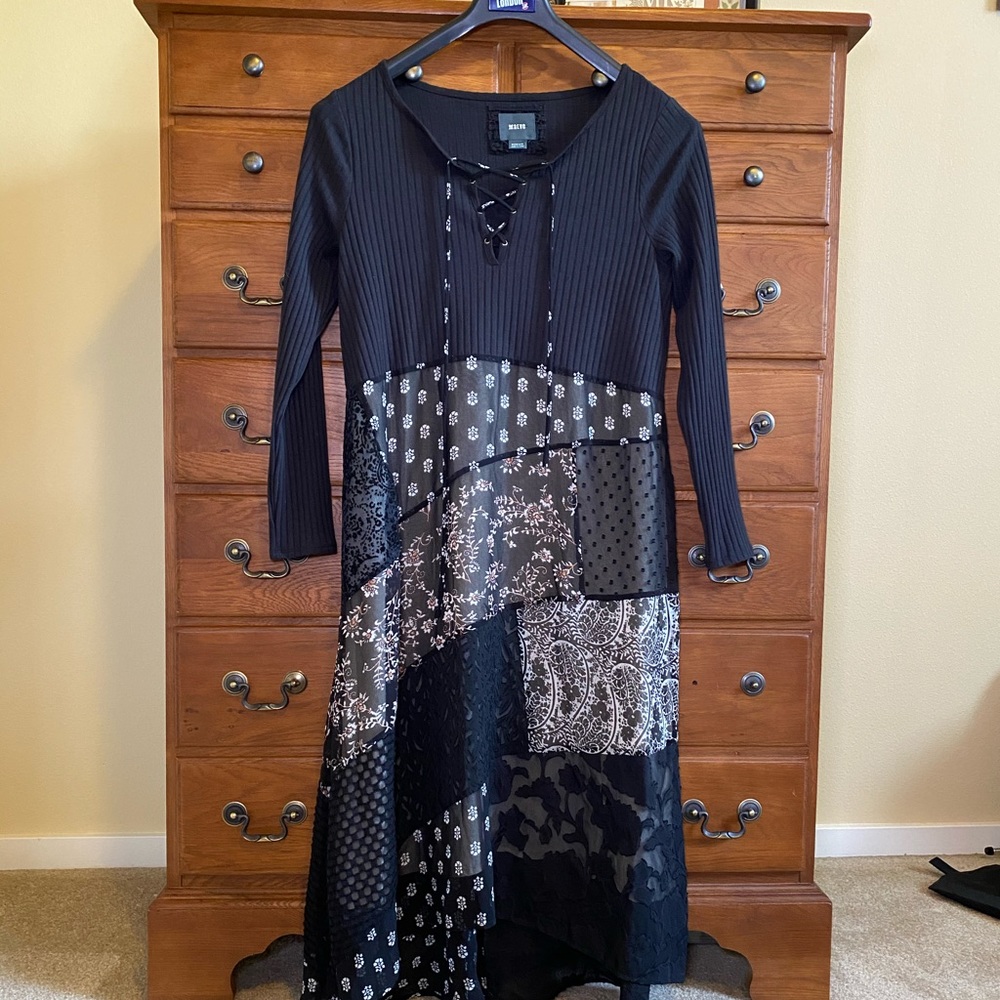 🎱Anthropologie Black Patterned Dress🎱